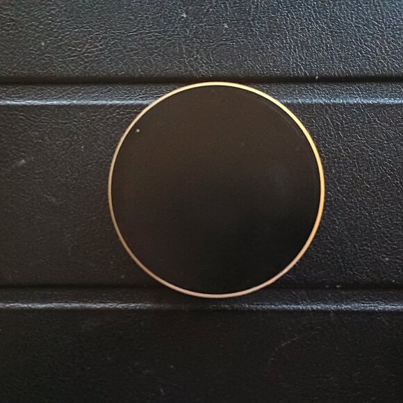 Spinpop Black/Gold Nightmare Before Christmas Magnetic Pop Socket - Picture 5 of 6
